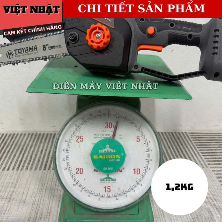 Máy cưa xích 8inch Toyama CX-8INCH bơm nhớt tự động, tăng xích thông minh, công suất 450w, cắt tối đa 200mm, động cơ khổng than 8 75